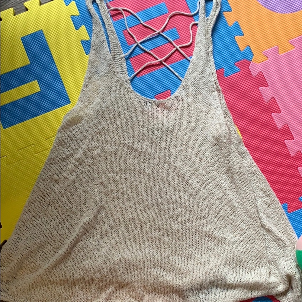 American Eagle woman’s top